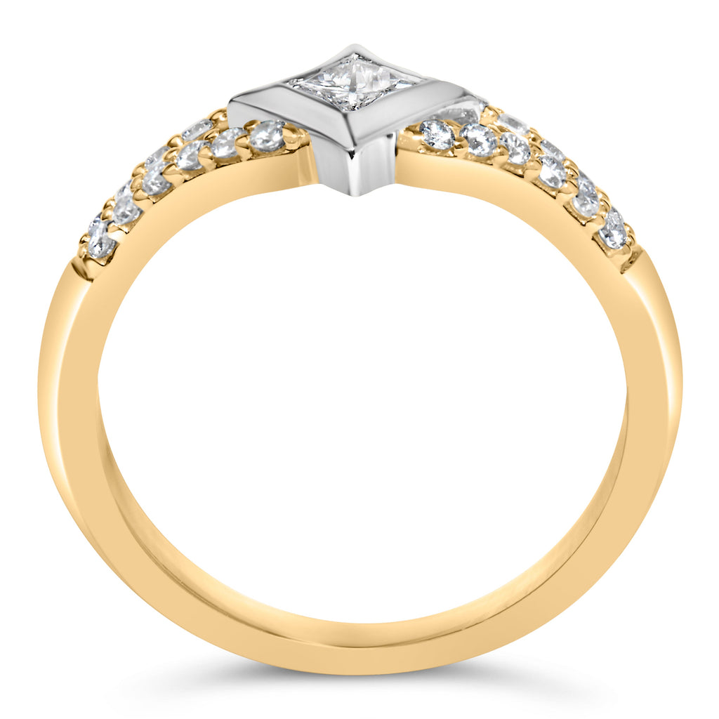 10K Two-Tone Color 1/2 Carat Total Weight Diamond Kite and Split Shank Ring (H-I Color, SI2-I1 Clarity)