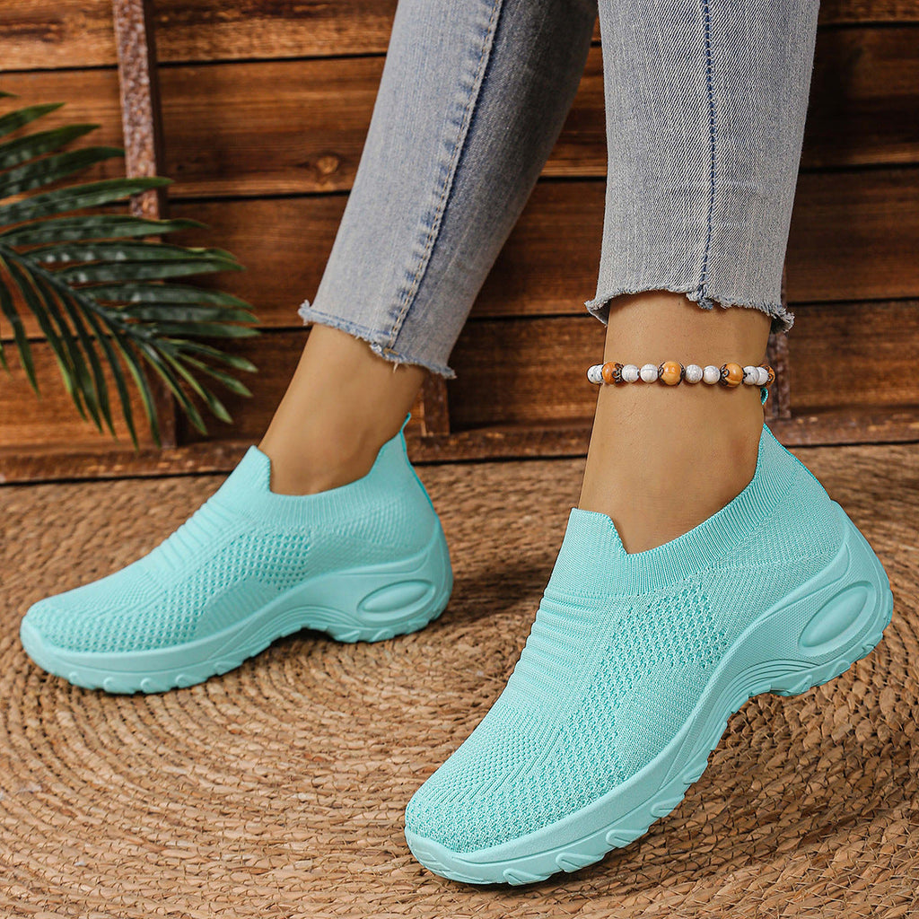 Women's Breathable Mesh Slip-On Flat Shoes – Lightweight Casual Round-Toe Flats