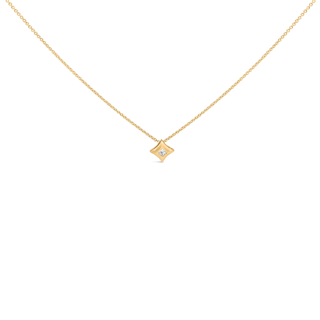 10K Yellow Gold 1/5 Cttw Bezel Set Princess Diamond Kite Shaped Solitaire Pendant Necklace