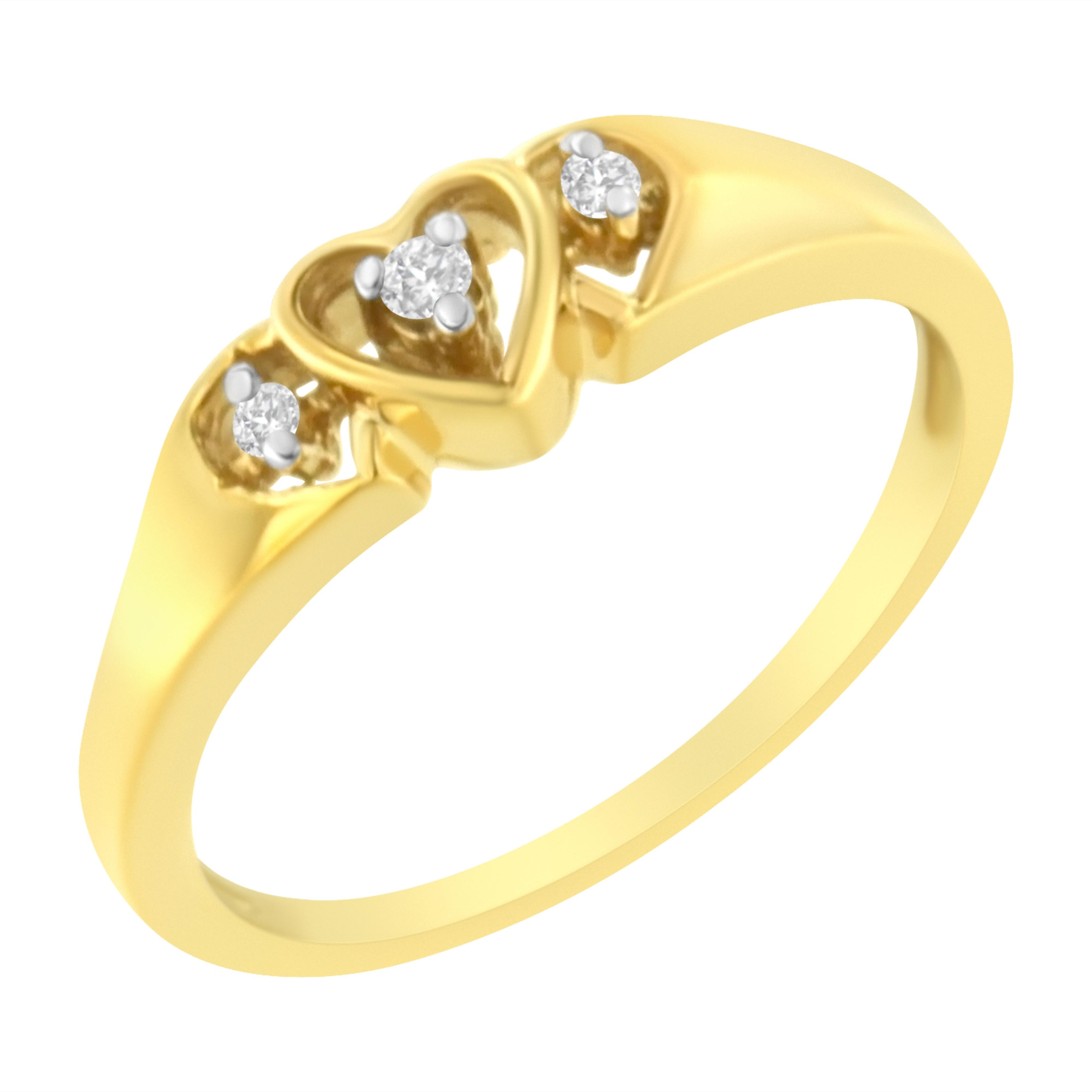 10K Yellow Gold 1/20 cttw Diamond Triple Heart Diamond Ring (K-L, I1-I2) - Size 7