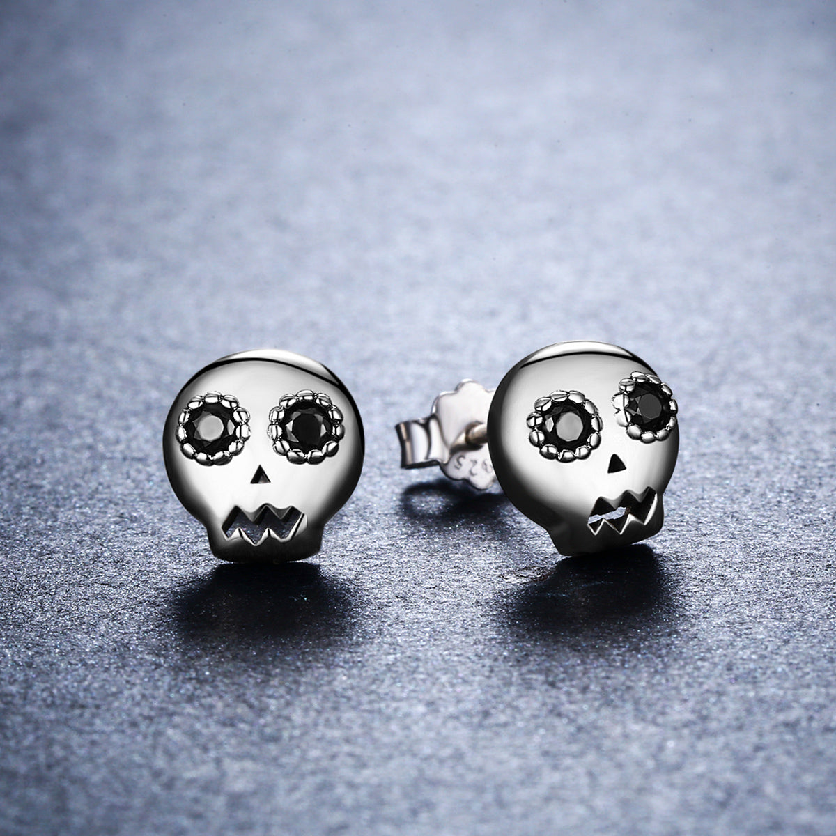 925 Sterling Silver Earrings with Pavé Setting CZ