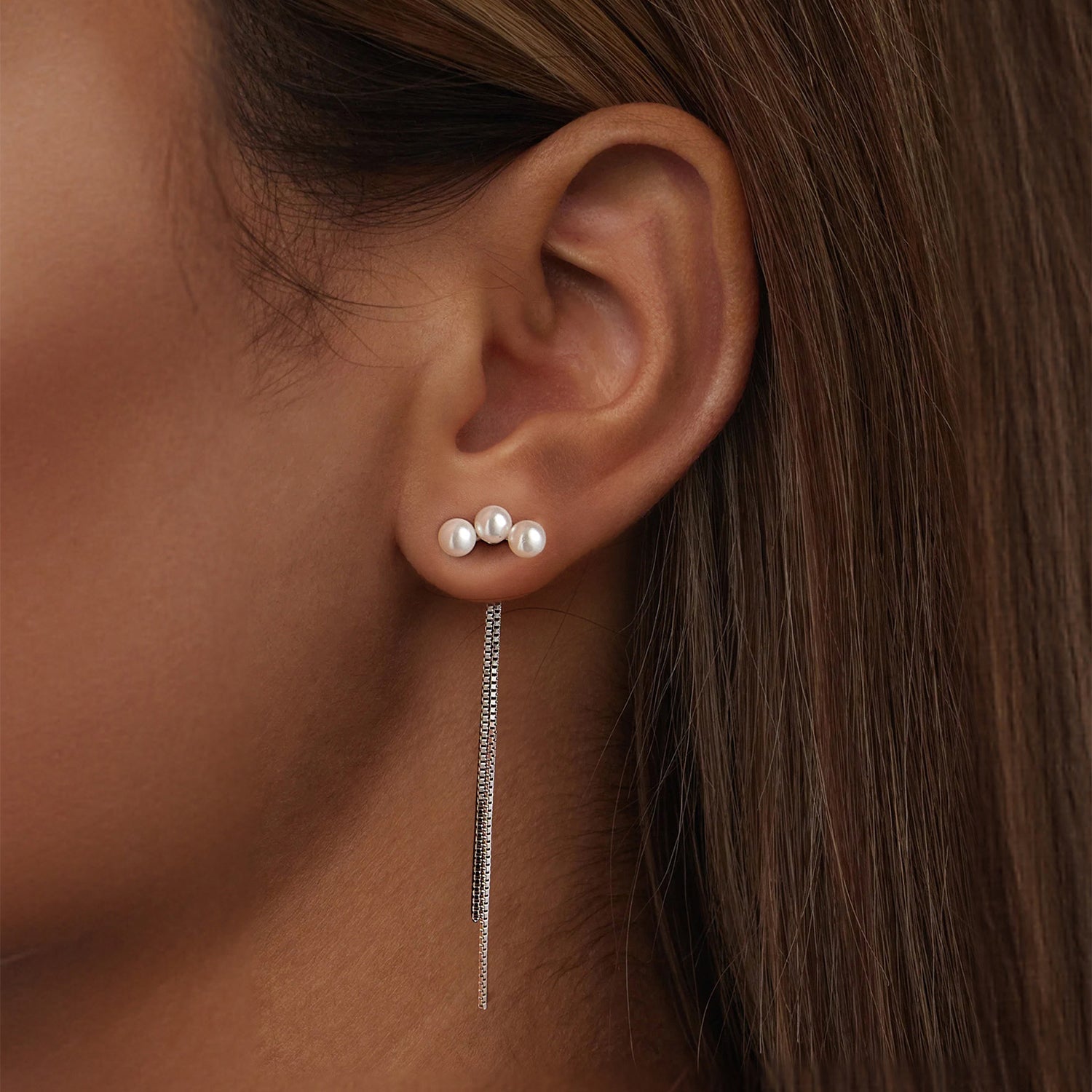 925 Sterling Silver White Gold Plated Shell Pearl Earrings