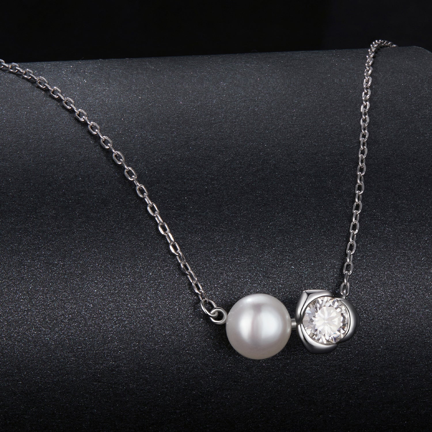 925 Sterling Silver Moissanite & Freshwater Pearl White Gold Necklace 45cm for Women