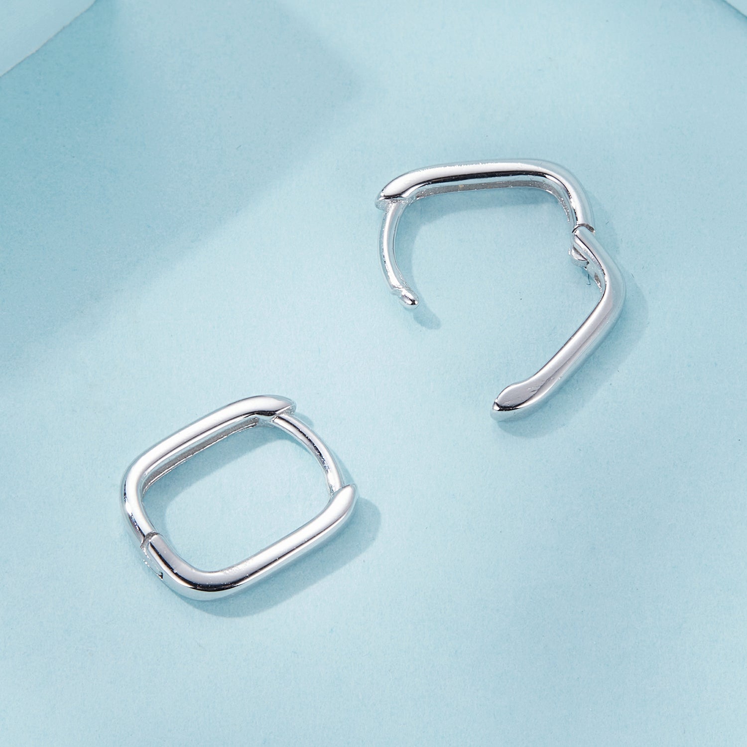 925 Sterling Silver Earrings 10*2mm with White Gold Plating for Women