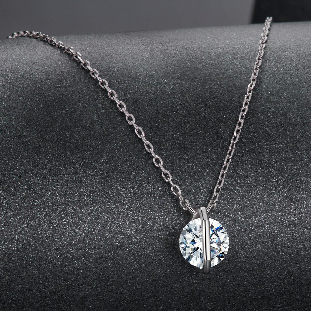 925 Sterling Silver 0.65 Carat Genuine Moissanite Necklace for Women