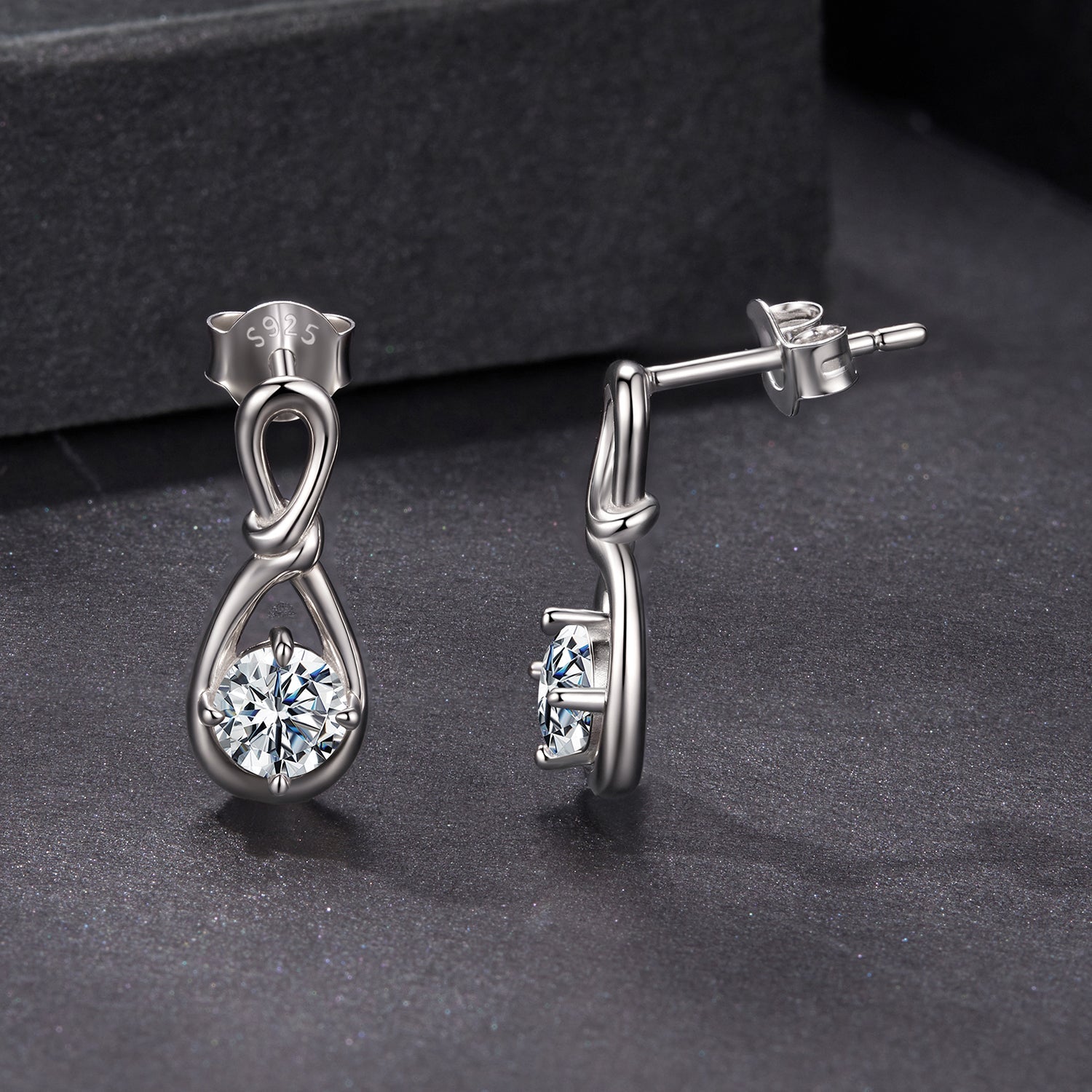 925 Sterling Silver 0.5 Carat Moissanite Earrings for Women