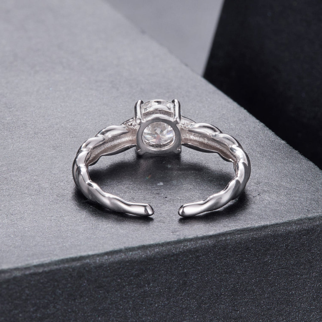 925 Sterling Silver Moissanite 0.65 Carat Ring for Women Size E