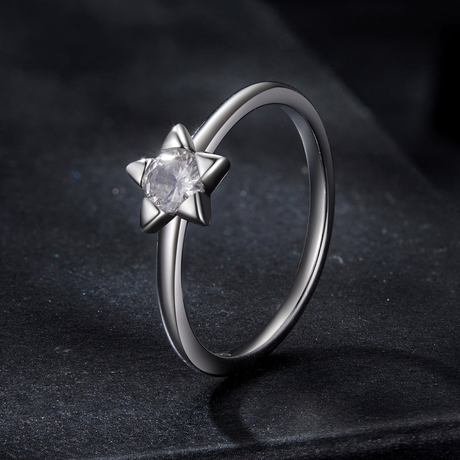 925 Sterling Silver 0.30 Carat Moissanite Ring Size 8
