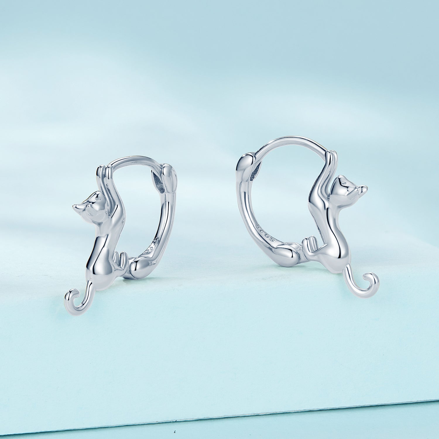 925 Sterling Silver Plated Gold Earrings Size 1.8cm for Women