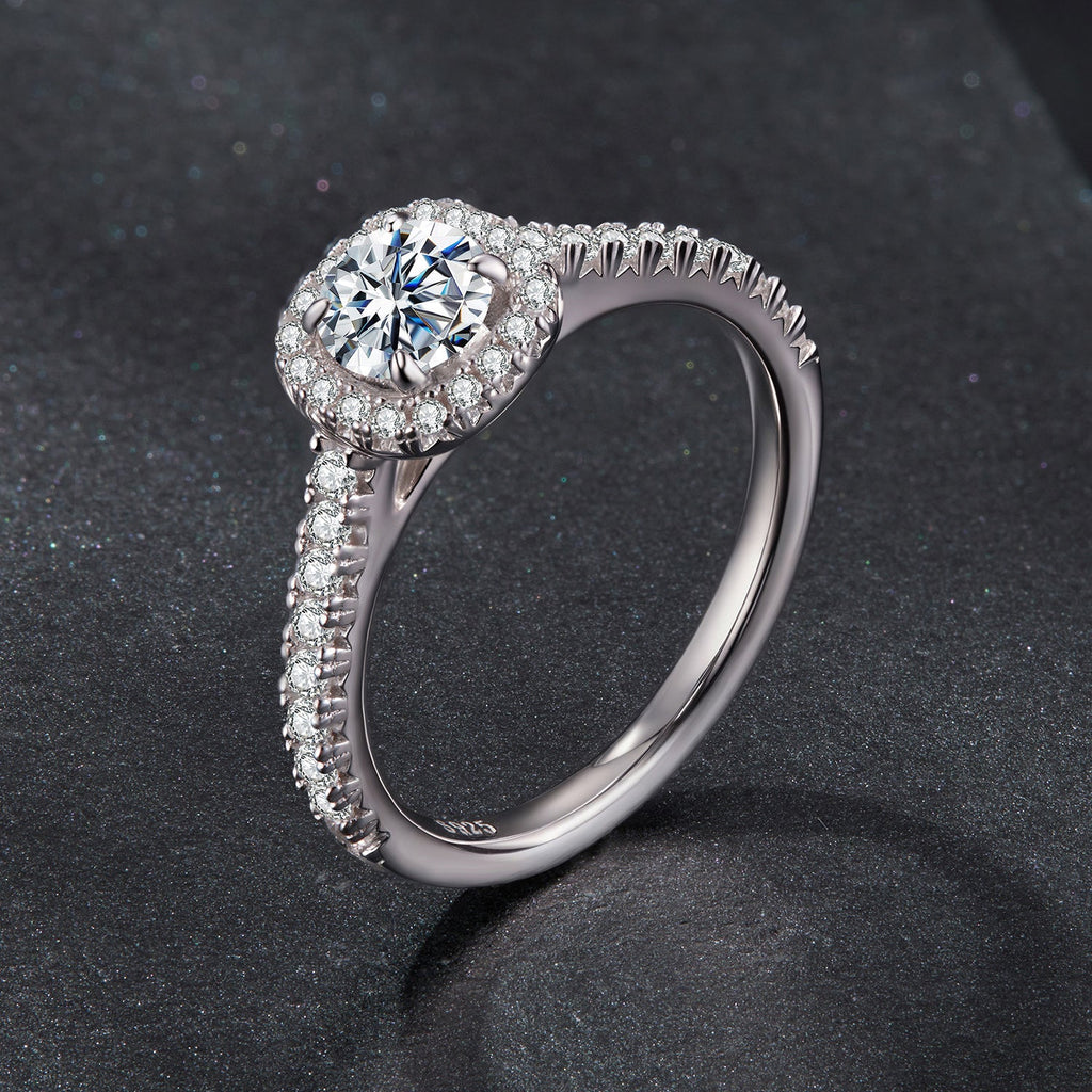 925 Sterling Silver Moissanite 0.5 Carat Ring for Women - Size 6