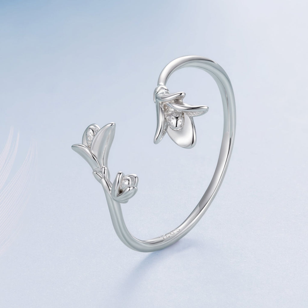 925 Sterling Silver Plated White Gold 0.7cm Flower Ring