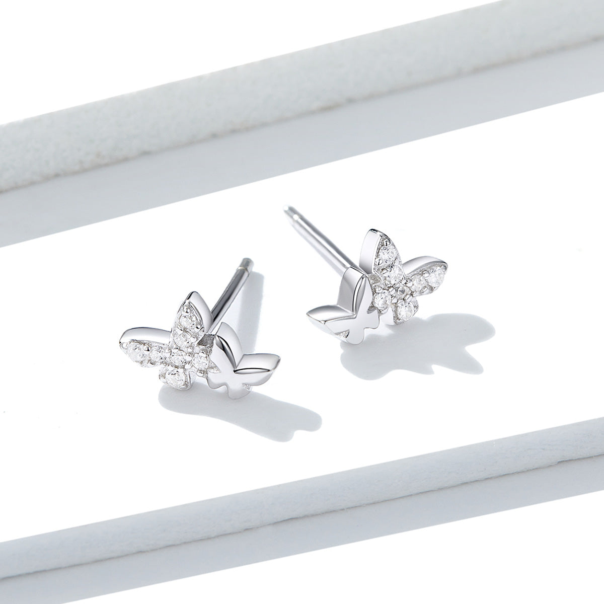 925 Sterling Silver Earrings with Pavé Setting CZ - 0.6*0.9cm
