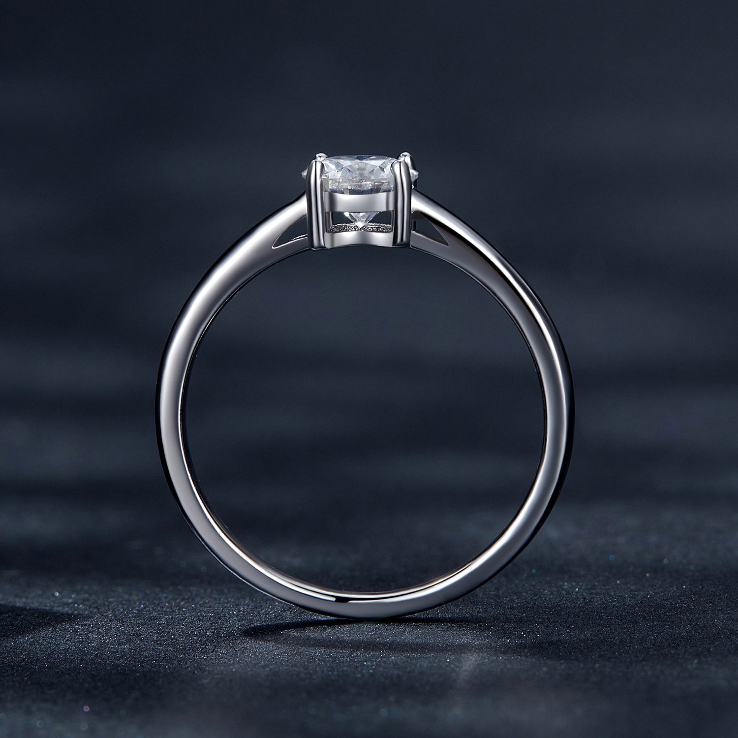 925 Sterling Silver Moissanite Ring 0.6 Carat Size 6 for Women
