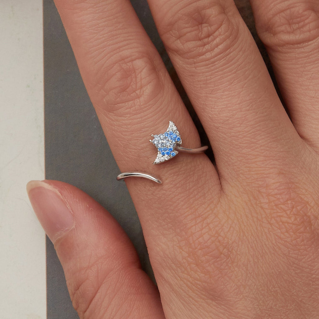 925 Sterling Silver Manta Ray Ring with Pavé Setting CZ for Women