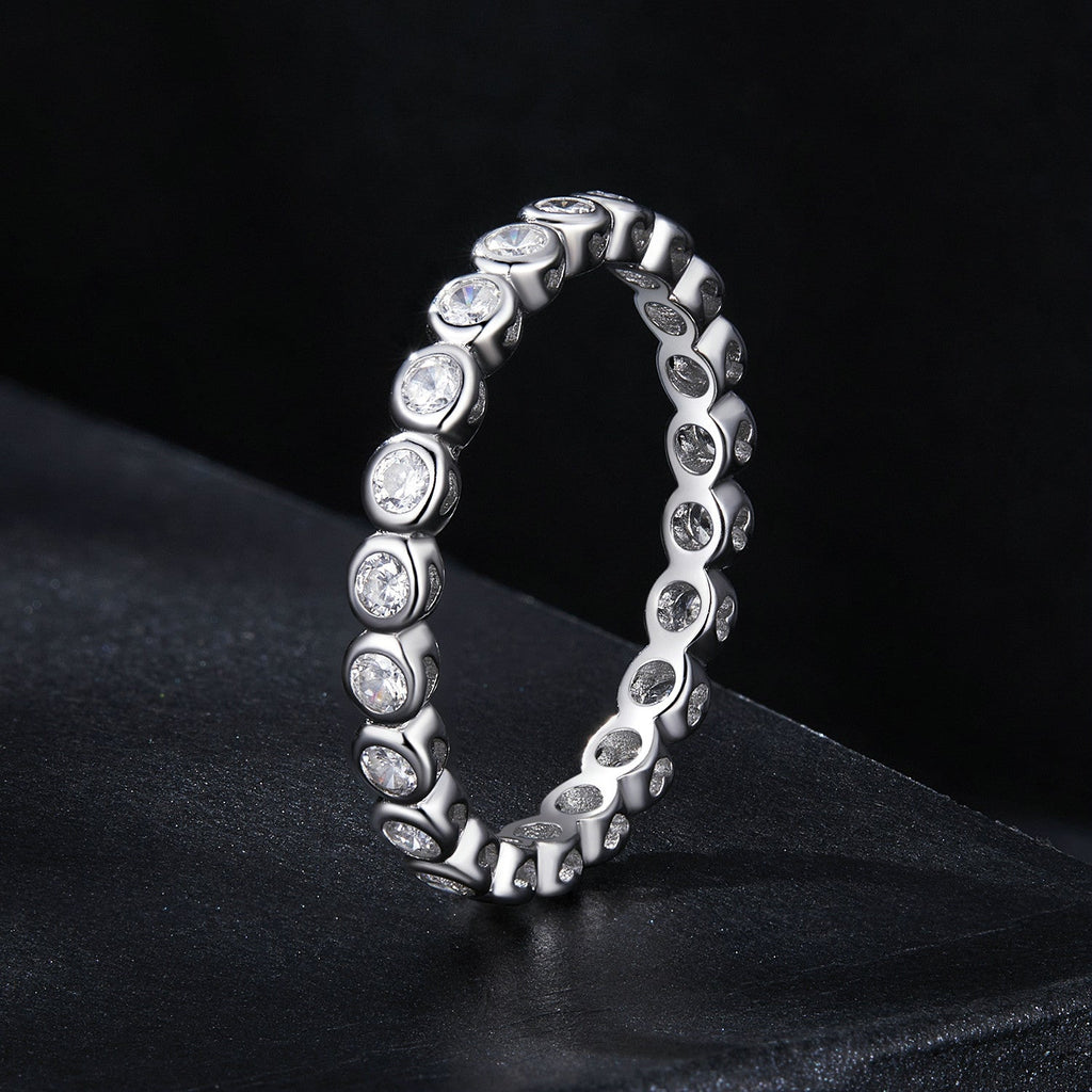 925 Sterling Silver 2mm Moissanite Ring Size 7 for Women