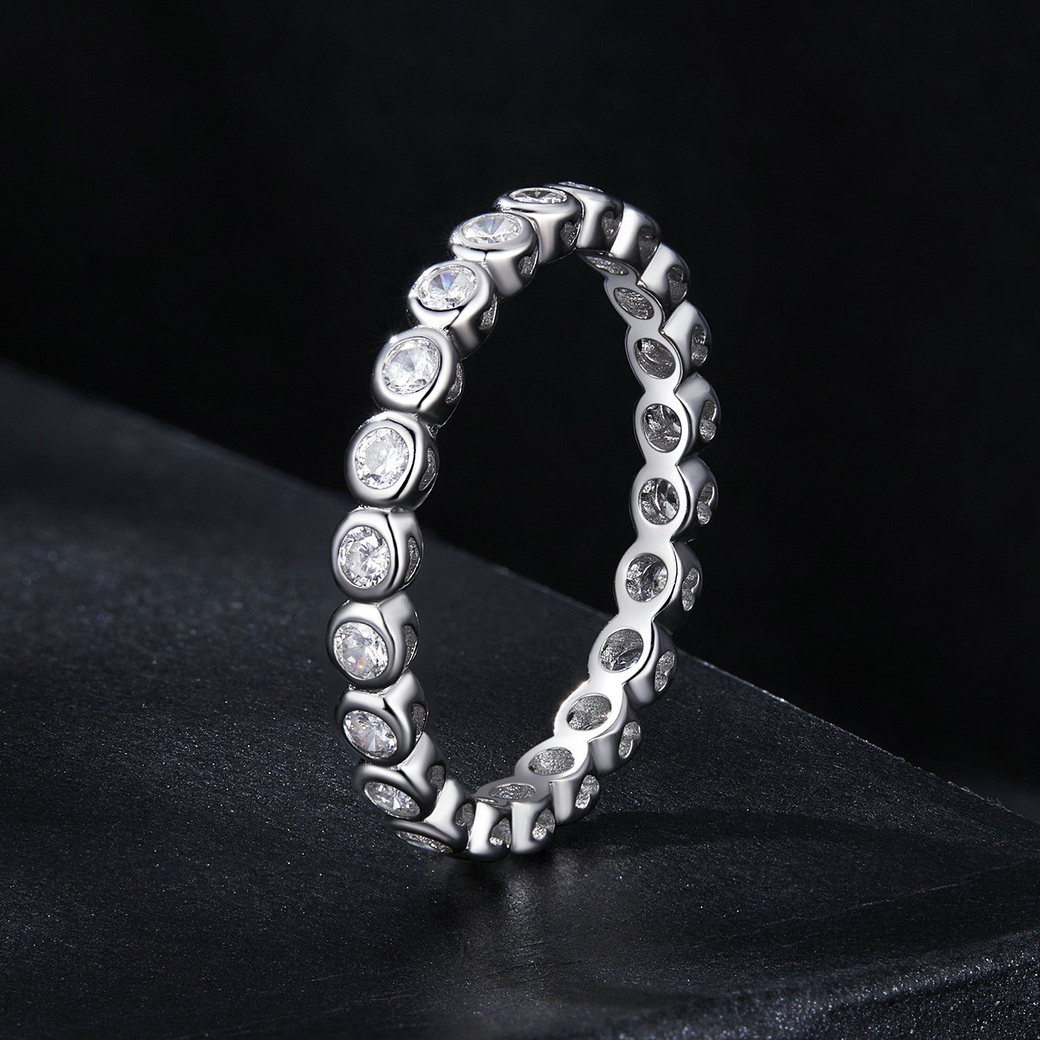 925 Sterling Silver 2mm Moissanite Ring Size 7 for Women