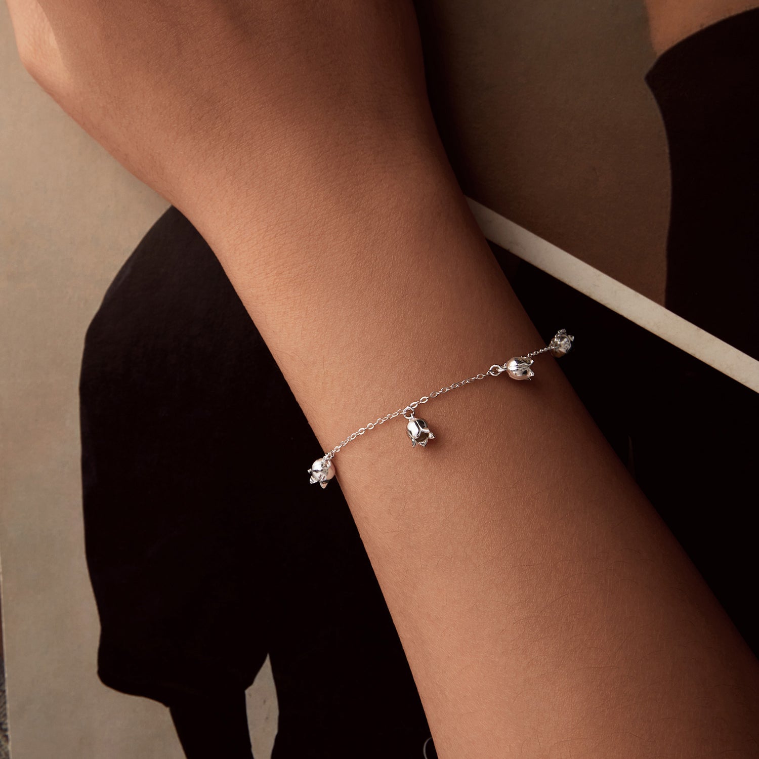 925 Sterling Silver Plated White Gold 12x41mm Pendant Bracelet