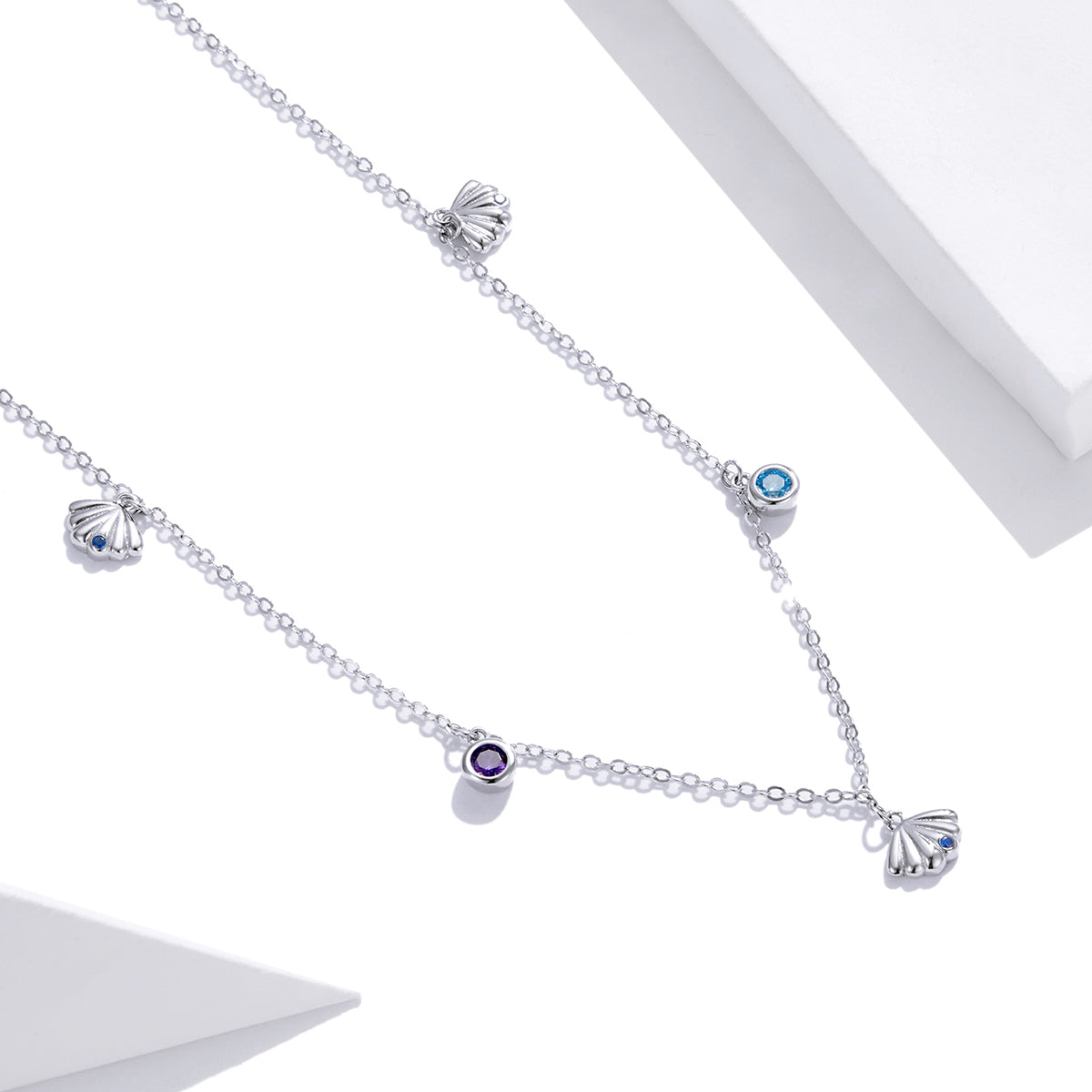 925 Sterling Silver Adjustable Necklace with Scallop Design and Pavé Setting CZ