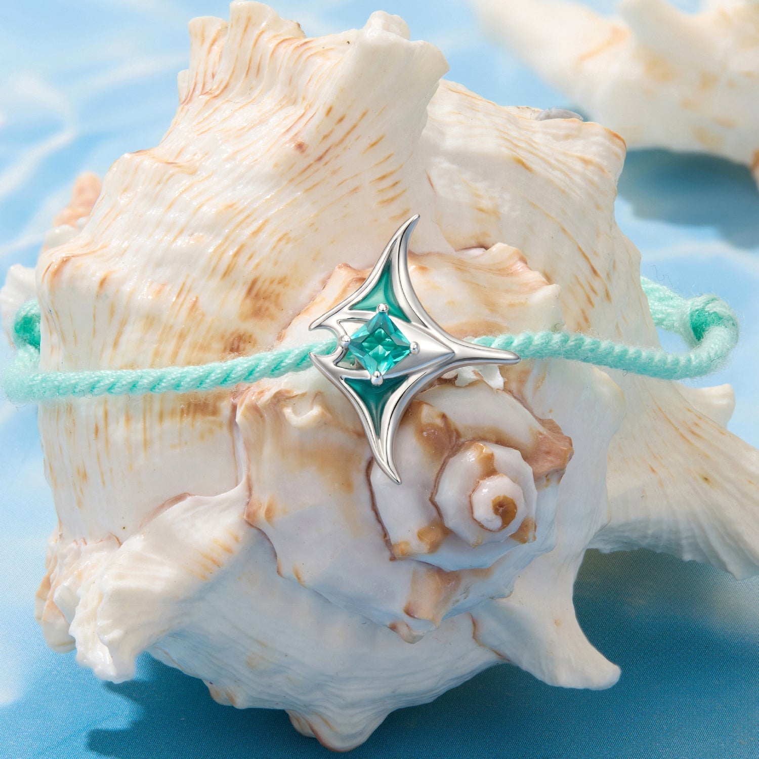 925 Sterling Silver Adjustable Bracelet with Enamel and Transparent Glass Pendant for Women