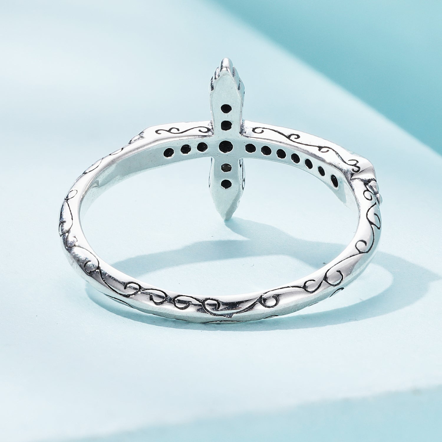 925 Sterling Silver Oxidized Ring with Pavé Setting CZ, Size 6.0 for Women