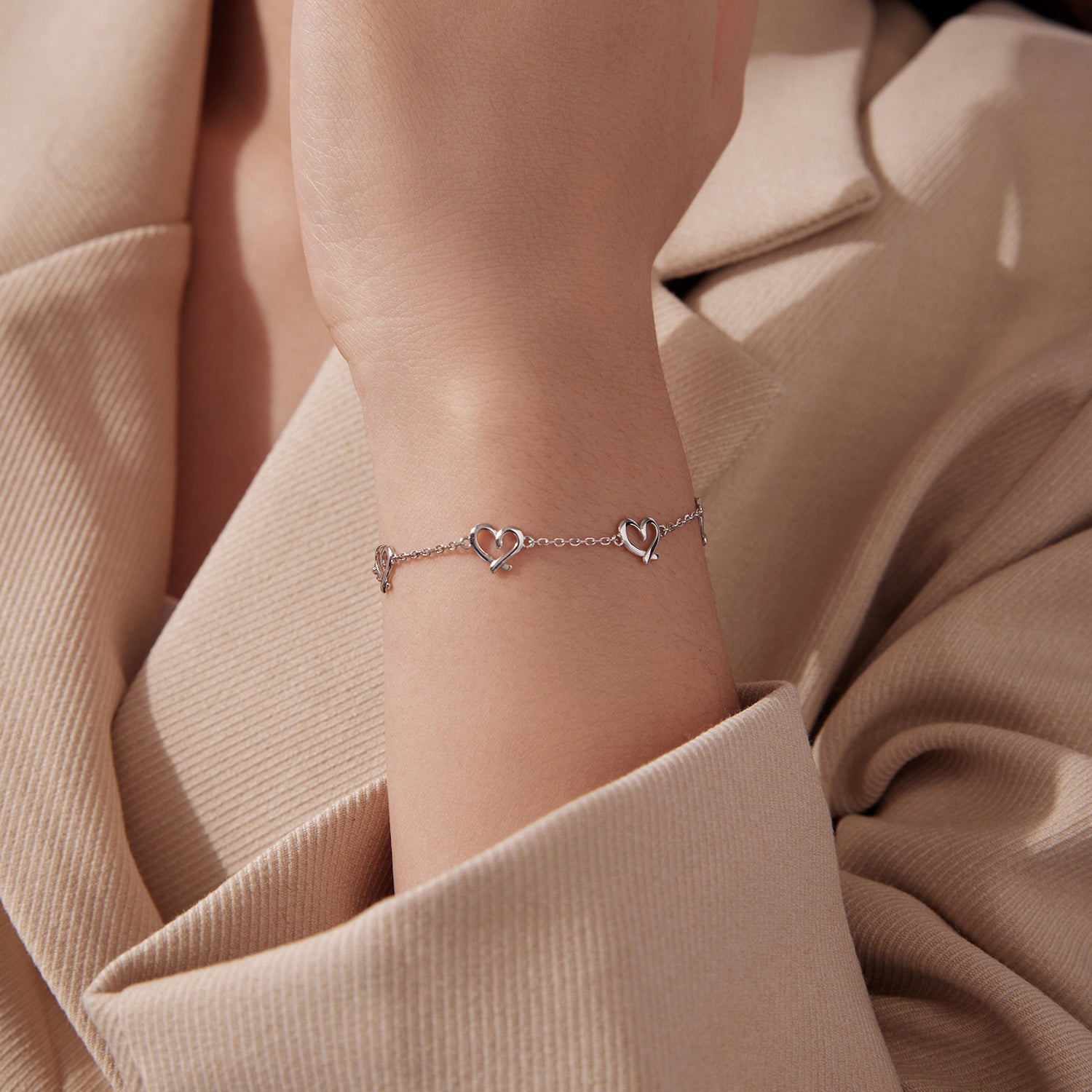 925 Sterling Silver 15+6cm 0.8cm Heart White Gold Plated Bracelet for Women