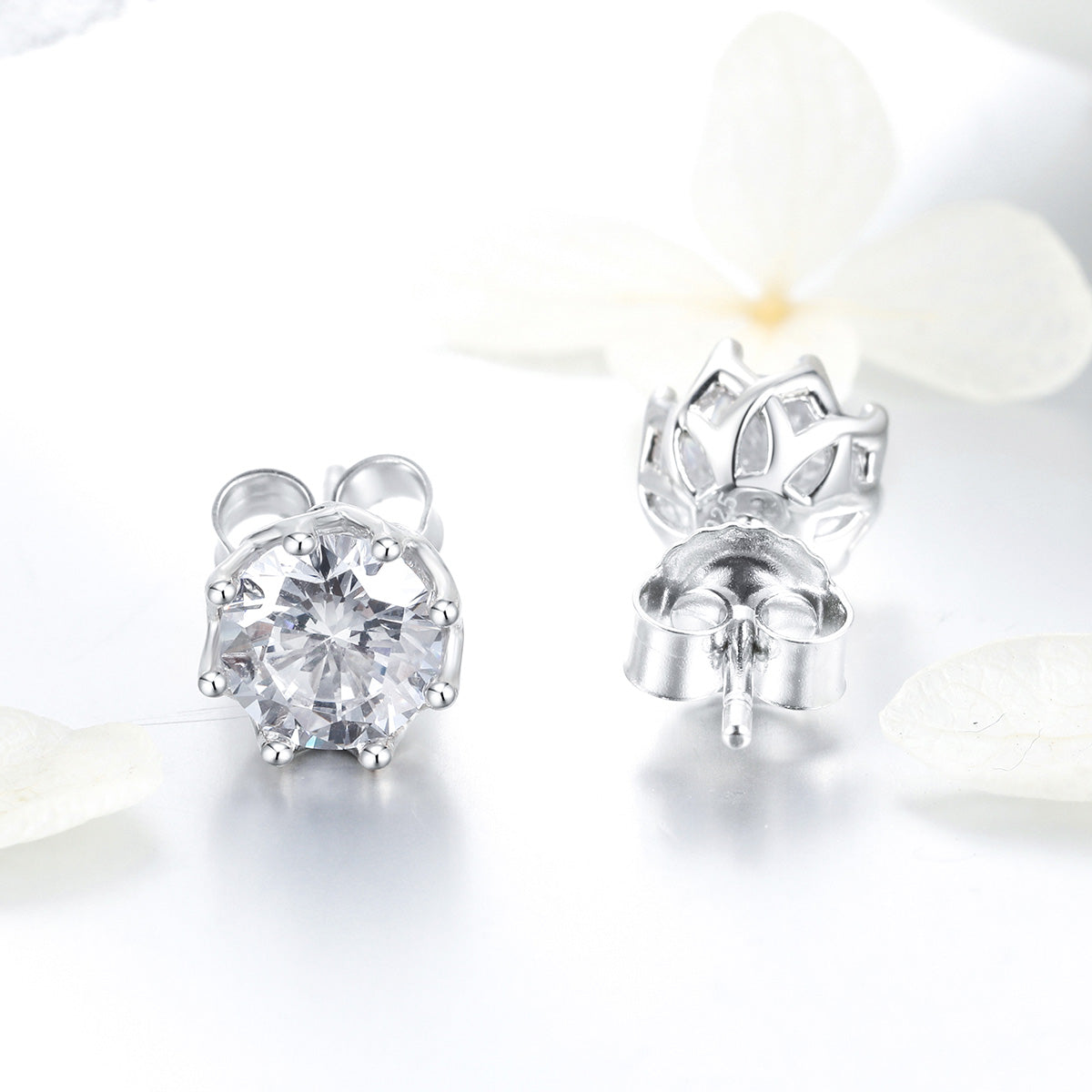 925 Sterling Silver Plated Platinum 0.6cm CZ Earrings