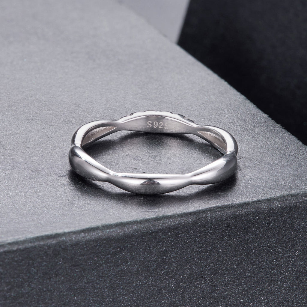925 Sterling Silver Moissanite Ring with 0.15-0.2cm Gems for Women - Size 6