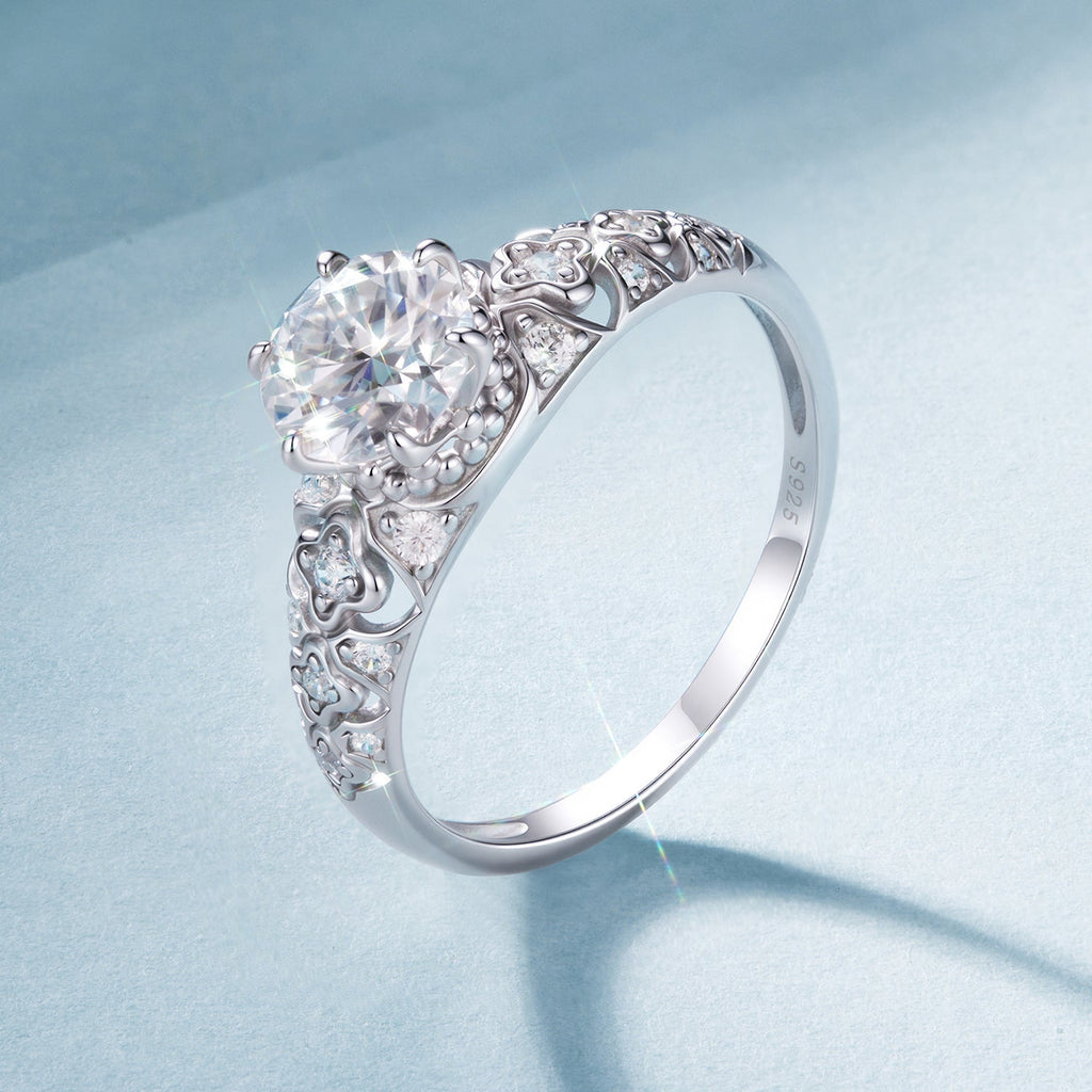 925 Sterling Silver Moissanite 0.65 Carat Ring Size 6 for Women