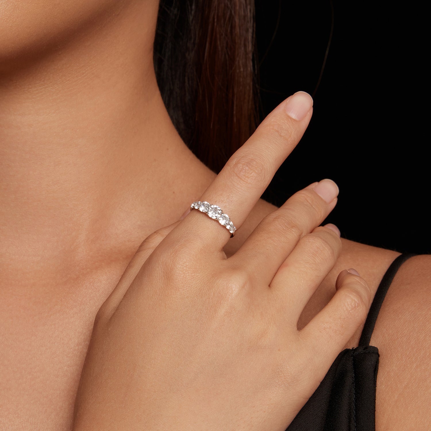 925 Sterling Silver Moissanite Engagement Ring with 5mm, 4mm, 3mm, 2.5mm Stones for Women
