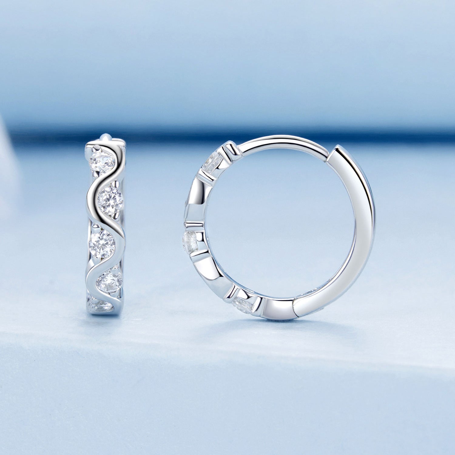 925 Sterling Silver Earrings with Platinum Plating and CZ - Stylish and Elegant Design for Women