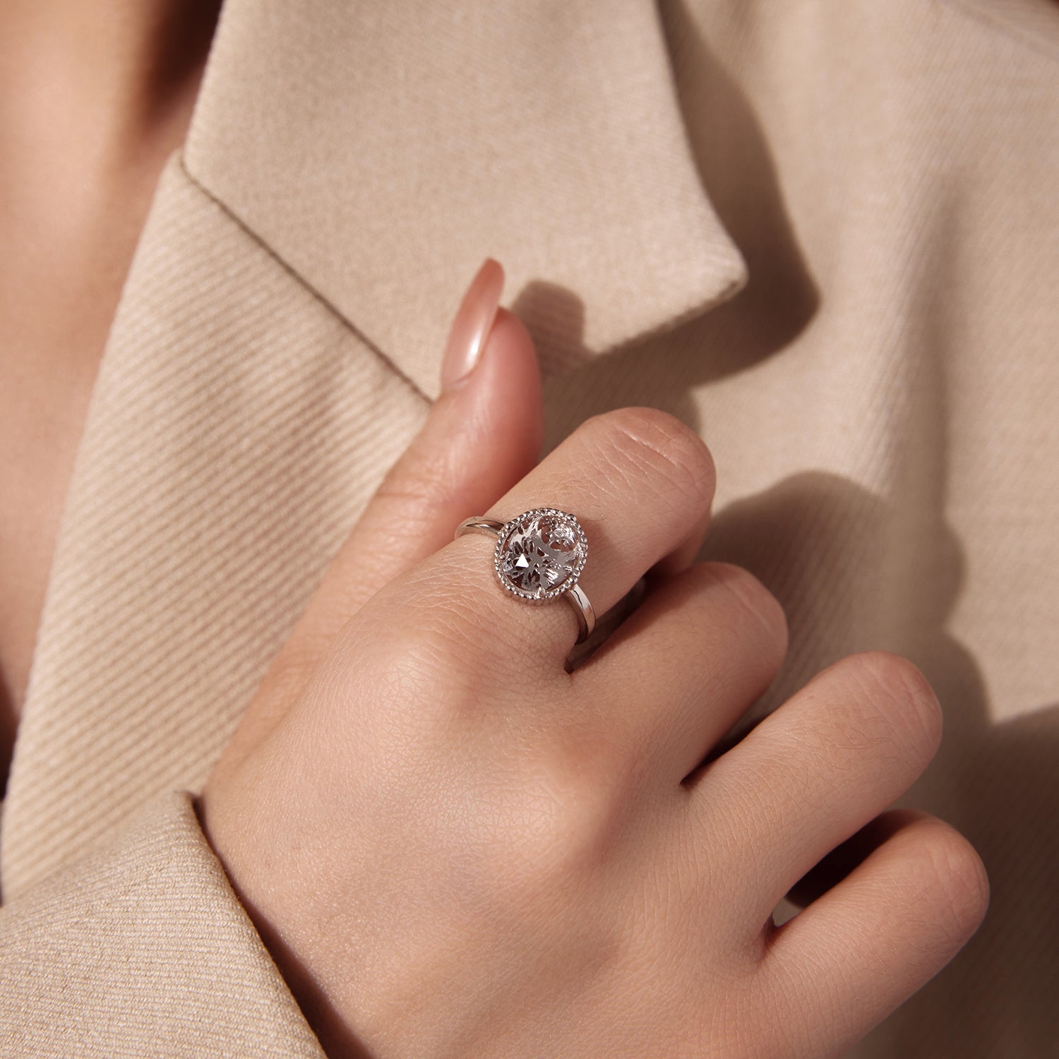 925 Sterling Silver Pavé Setting CZ White Gold Plated Ring with Transparent Glass for Women
