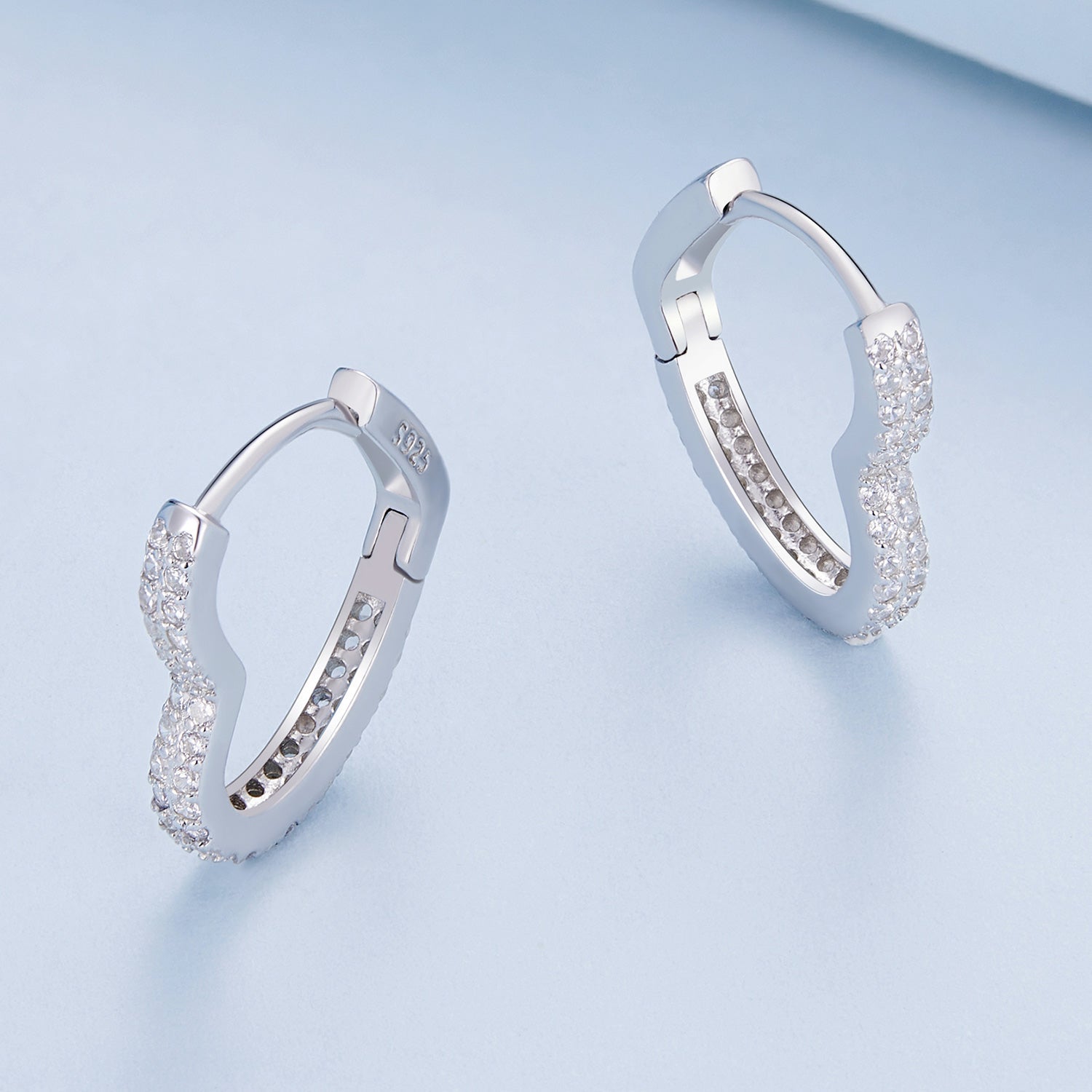 925 Sterling Silver Earrings with Cubic Zirconia in Platinum Finish