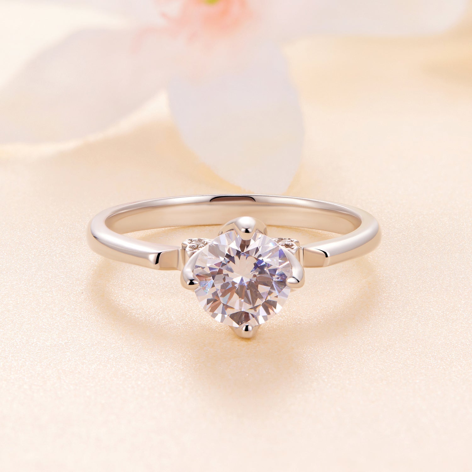 925 Sterling Silver 1.0 Carat Moissanite Ring in Size 8