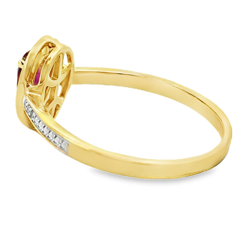 .56ct Garnet Diamond Ring 10KT Yellow Gold
