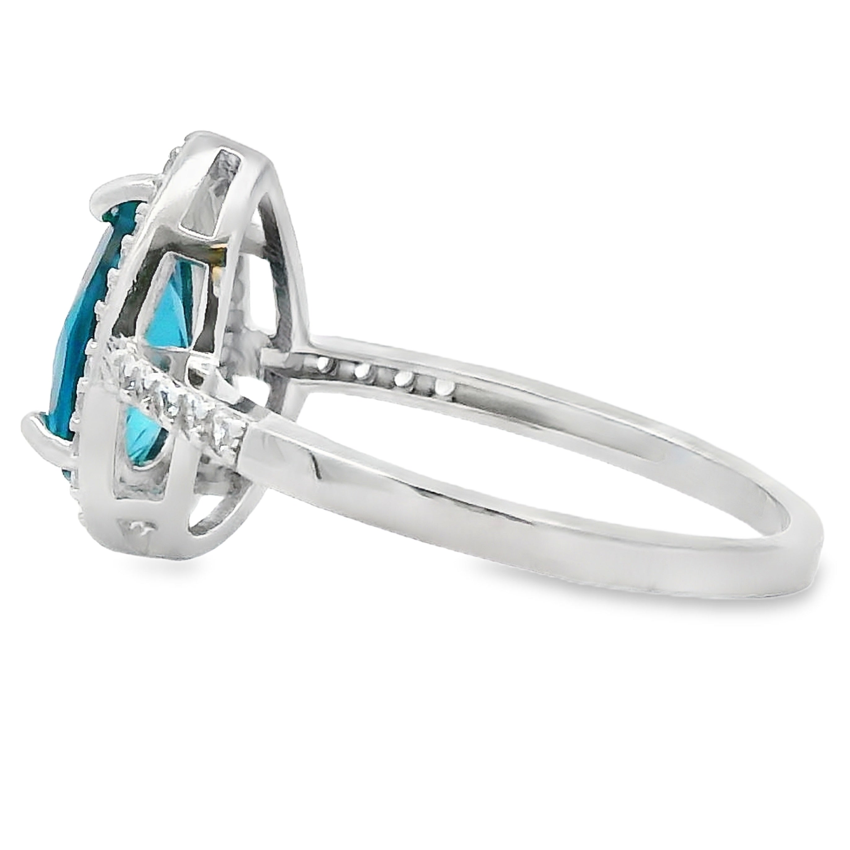 Anillo de plata esterlina con zafiro y topacio azul de Londres cultivado